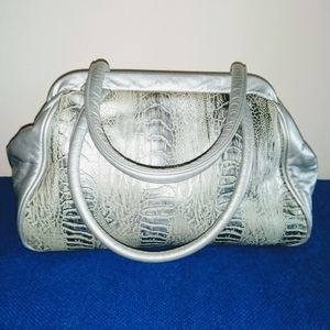 STYLISH / - Valerie Jean, Y2K Metallic Satchel Purse, Silver Tone/Cream